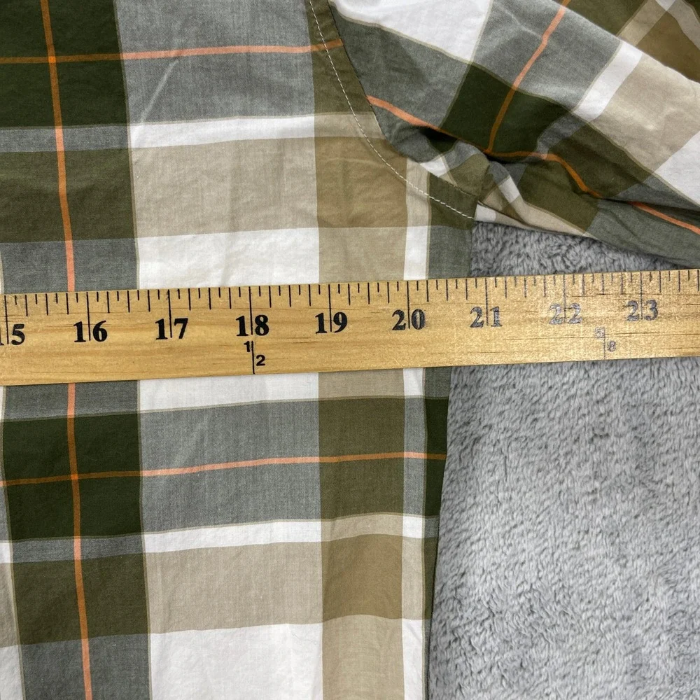 Banana Republic Button Down Mens Medium Green Plaid Slim Fit Long Sleeve Cotton